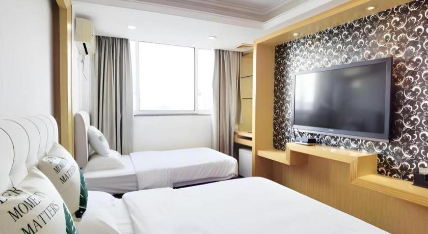 Wings Hotel Guangzhou Exterior photo