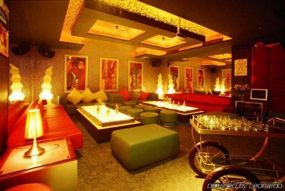 Wings Hotel Guangzhou Restaurant photo